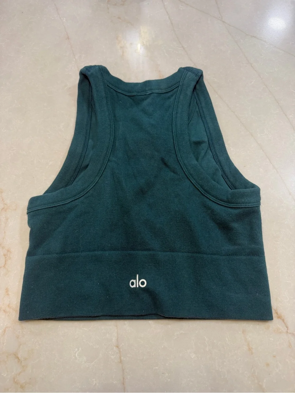 Alo seamless modal ribbed delight high neck bra emerald green size medium